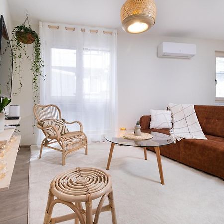 Stylish One-Bedroom Apartment Пловдив Екстер'єр фото